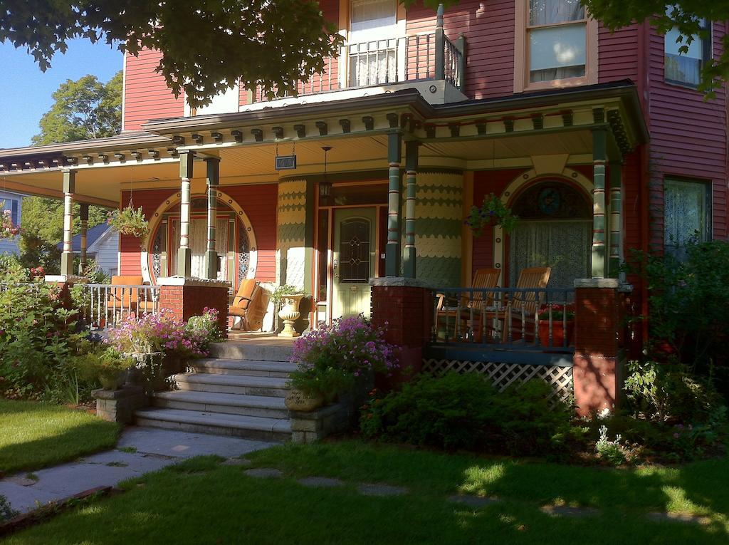 Grand Avenue Bed And Breakfast Carthage Bagian luar foto