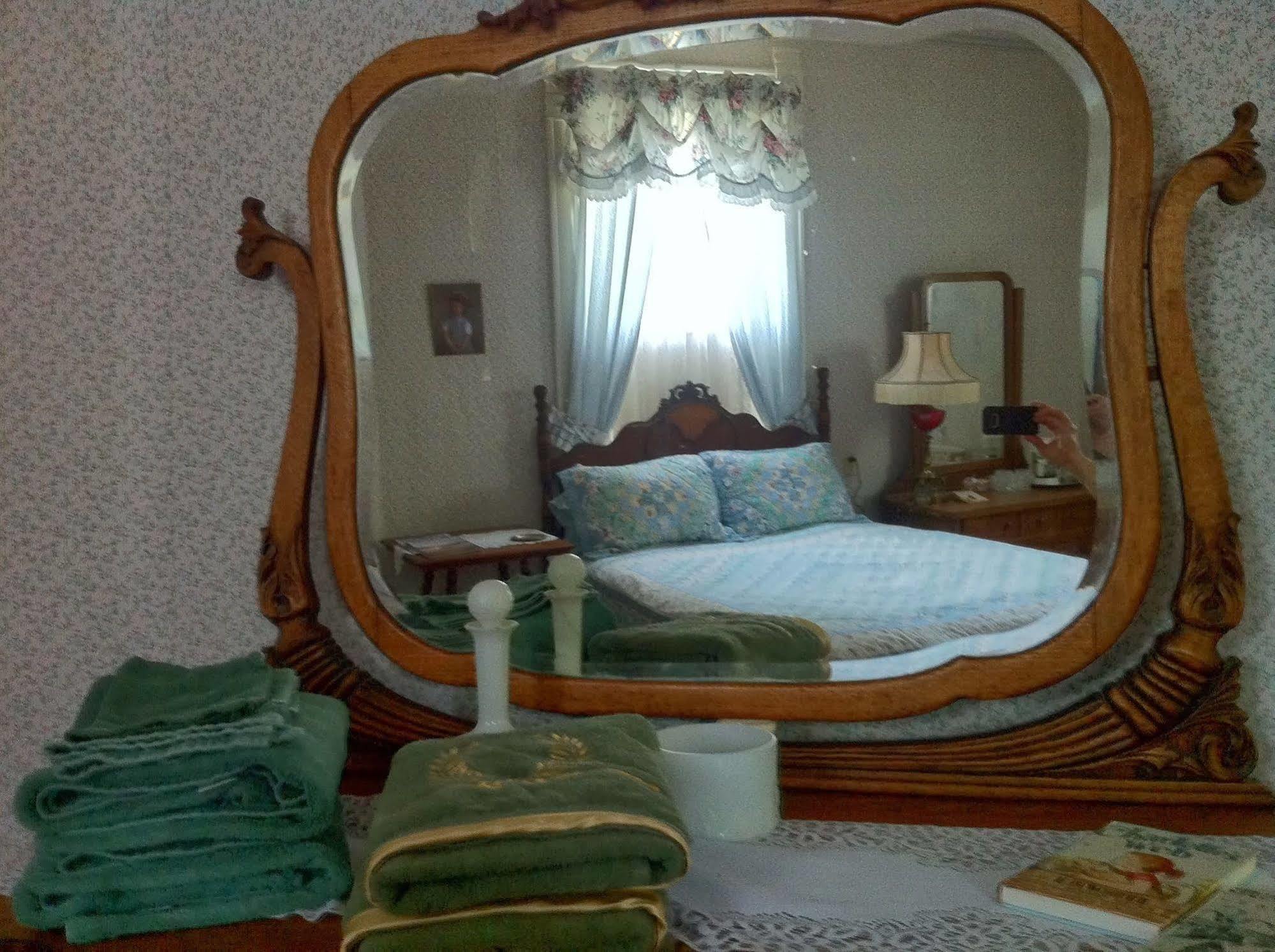 Grand Avenue Bed And Breakfast Carthage Bagian luar foto